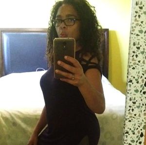 Meet your Posher, Almarie